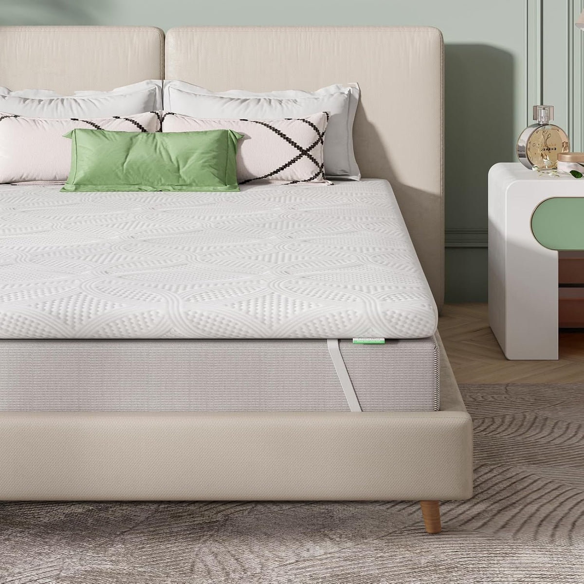 Novilla Topper 160x190, Topper Matrimoniale in Memory Foam e Schiuma Traforata Comfort 7.5cm,Tessuto Traspirante e Delicato Sulla Pelle con Elastiche Antiscivolo, Sfoderabile e Lavabile Oeko-TEX(160x200 cm/5cm)