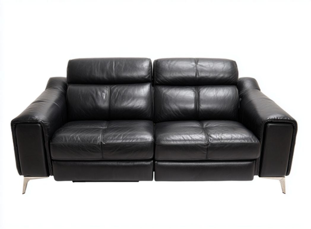 Divano in pelle nera con finitura liscia dimensioni 150 x 75 x 80cm