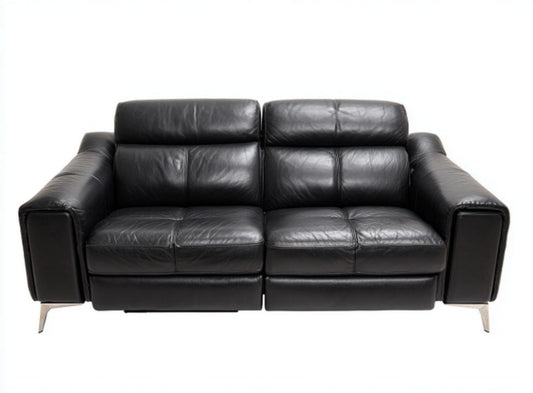 Divano in pelle nera con finitura liscia dimensioni 150 x 75 x 80cm